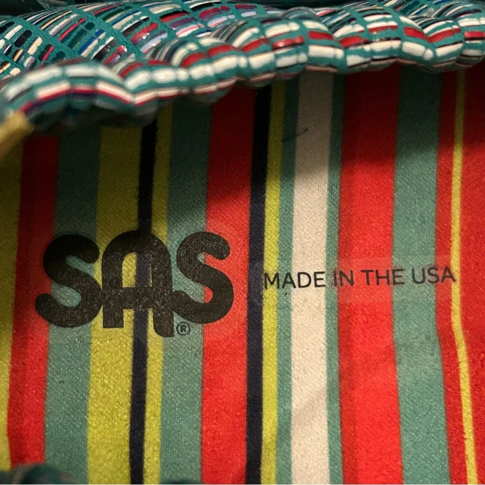 SAS sunny slip